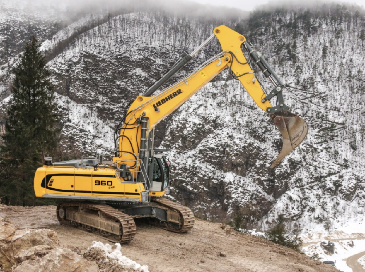 Liebherr модернизировал популярный 60-тонный экскаватор R 960 SME