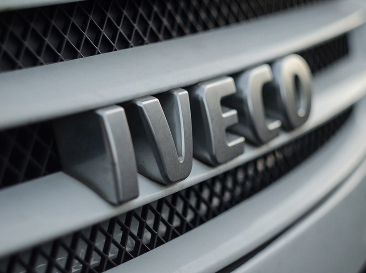 Итальянская компания IVECO создала новый мусоровоз специально для России