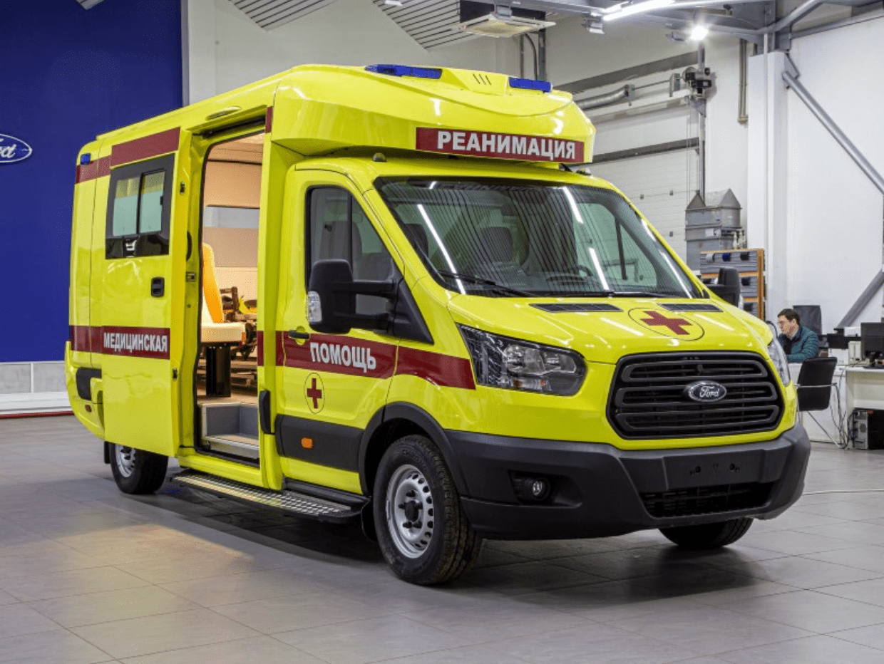 Две новых модели карет скорой помощи создали на базе Ford Transit