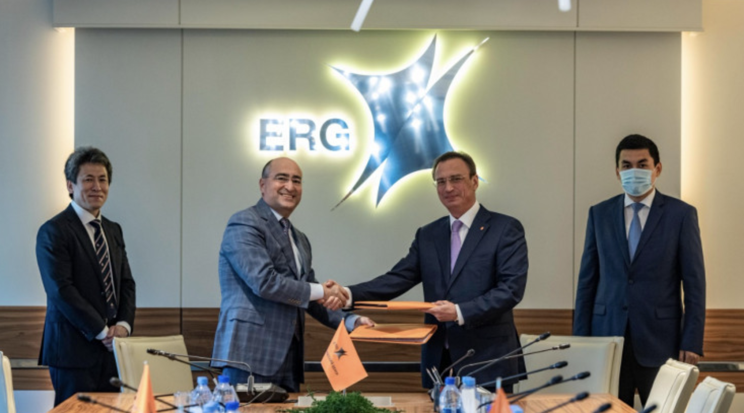 Eurasian Resources Group пополнит парк техники 14 новыми машинами Hitachi