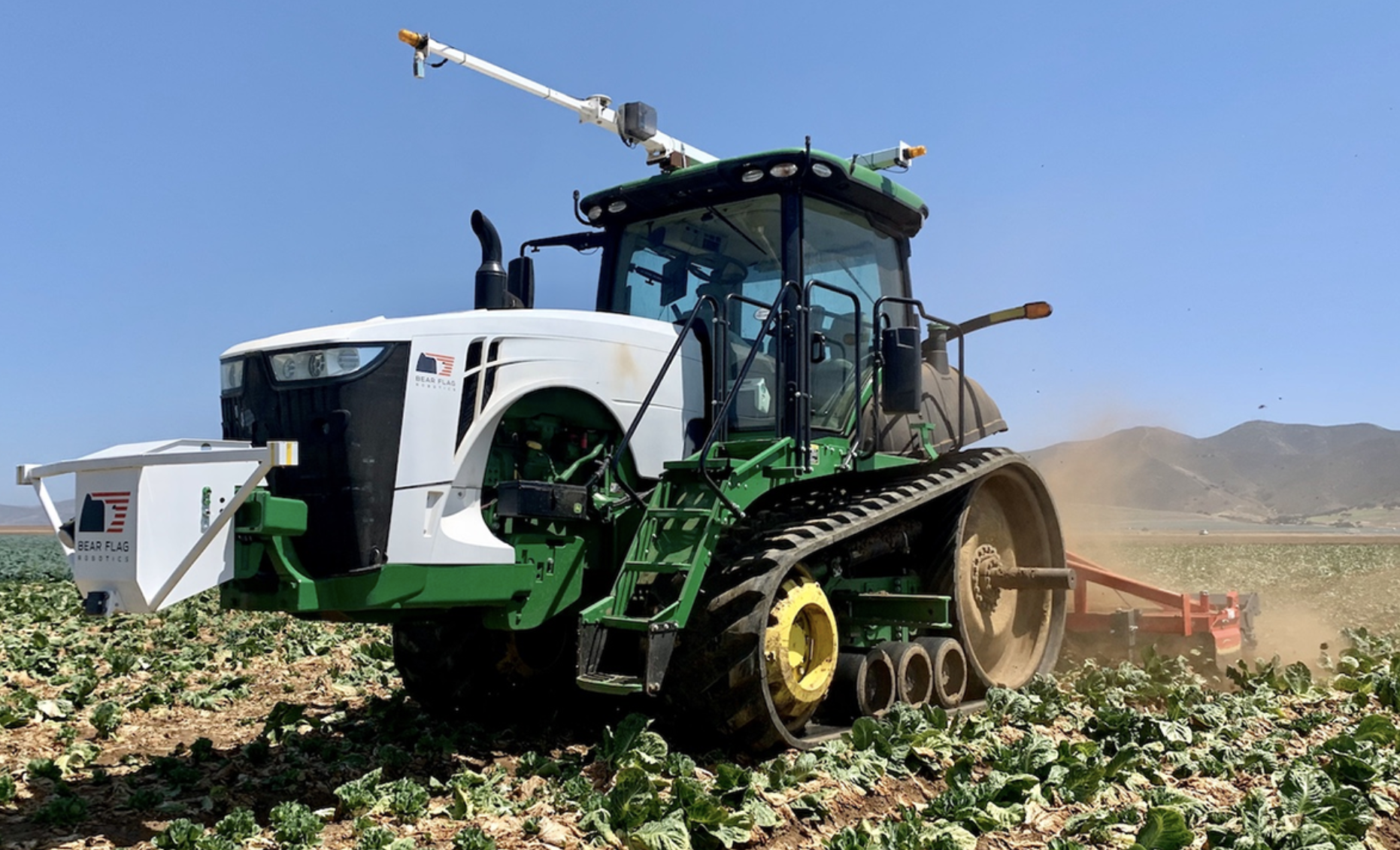 Компания John Deere приобрела стартап автономного управления сельхозтехникой