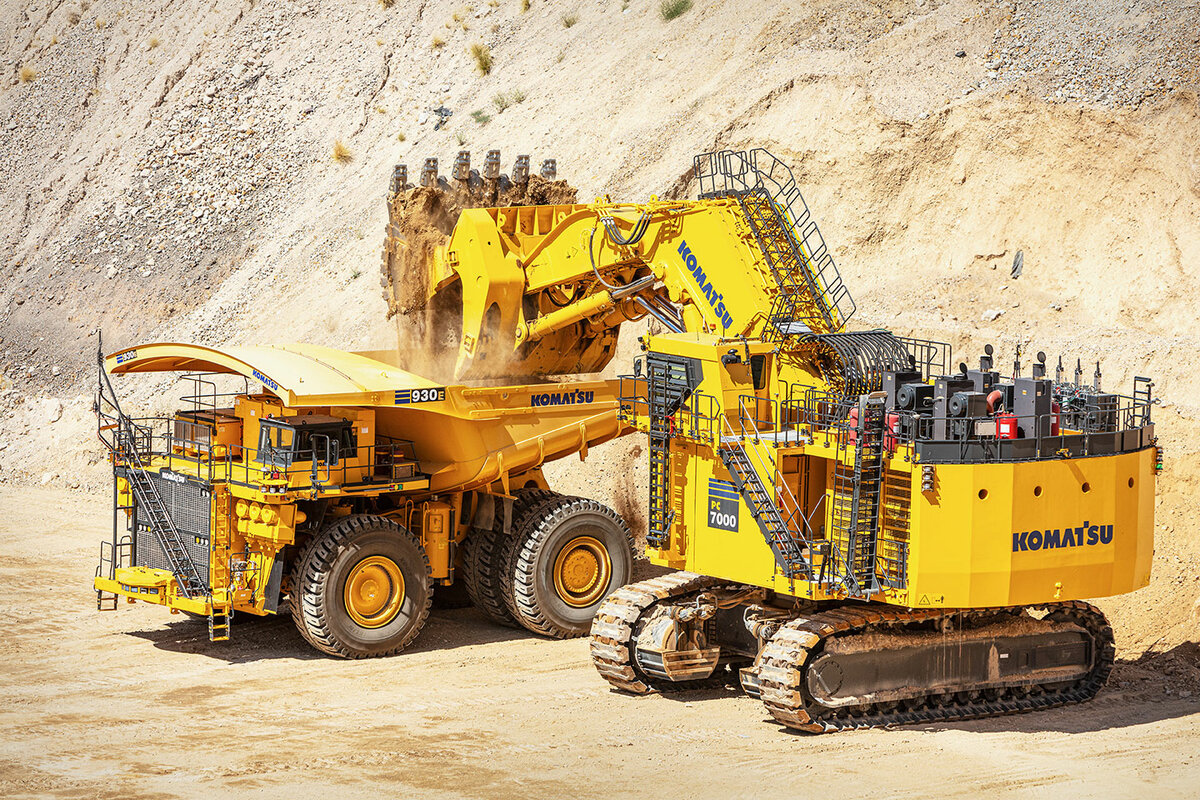 Komatsu вместе с клиентами разработает и запустит новое поколение горнодобывающей техники и инфраструктуры с нулевым уровнем  