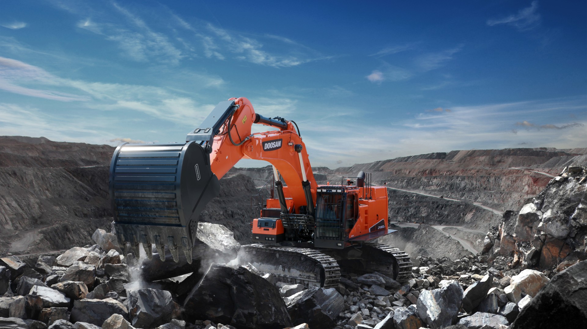 Компания Doosan представила новый 80-тонный экскаватор DX800LC-7