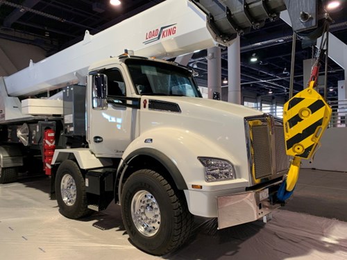 Компания Kenworth представила новую модификацию шасси T880