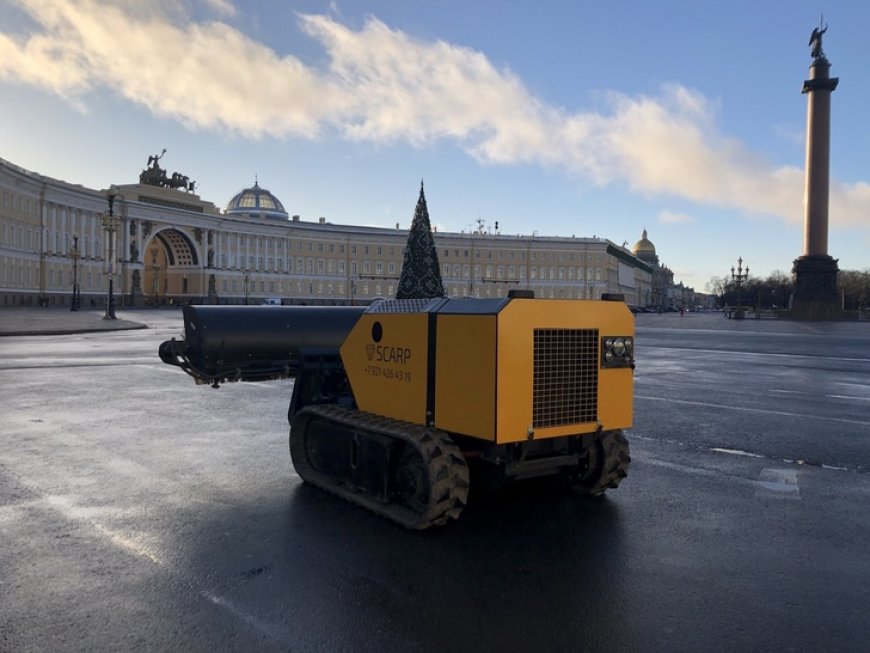 В Санкт-Петербурге представлены коммунальные машины на радиоуправлении SCARP