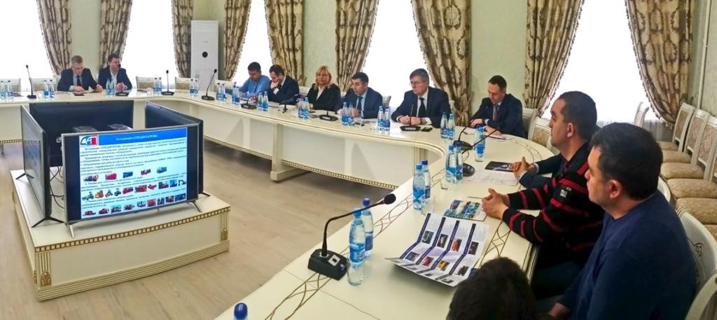 Завод «Бецема» показал технику для предприятий Астрахани