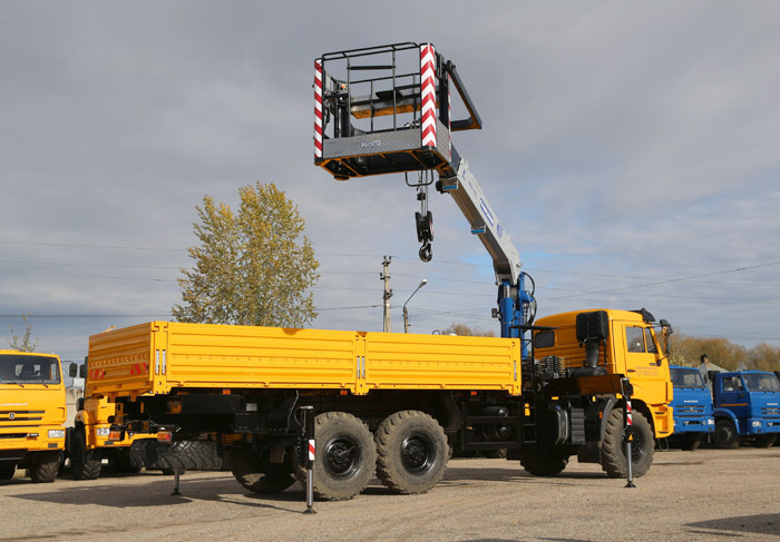 Специальный автомобиль КМУ-150 «Галичанин» допущен для работы с электроустановками до 1000 В