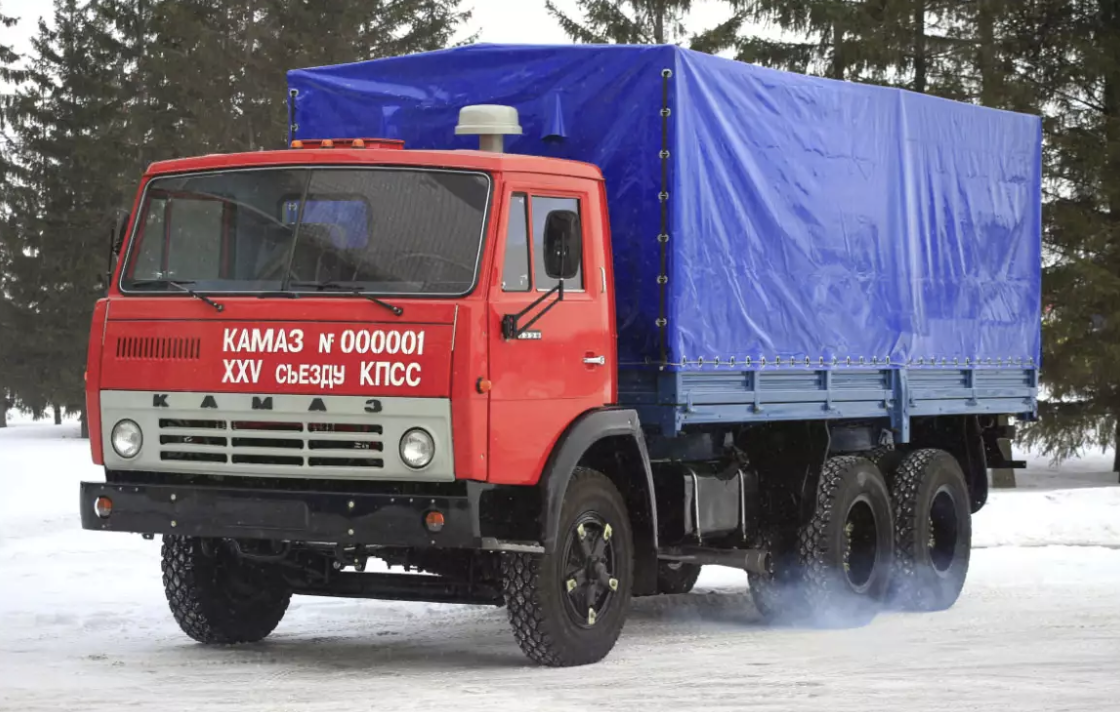 47 лет первому КАМАЗу: каким был этот грузовик