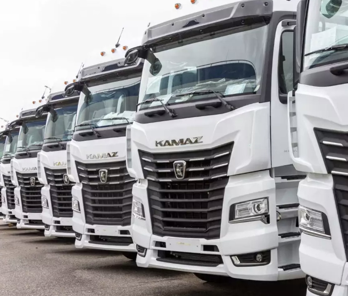 10 000 грузовиков КАМАЗ нового поколения: завод наращивает выпуск