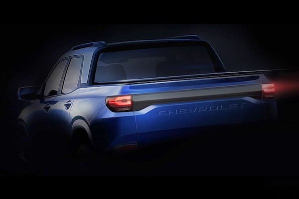 Недорогой пикап Chevrolet Montana на базе кросса Tracker: новое изображение и дата премьеры  