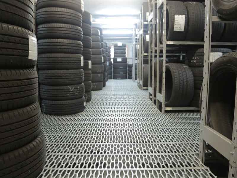 Финский производитель шин Nokian Tyres сворачивает бизнес в России