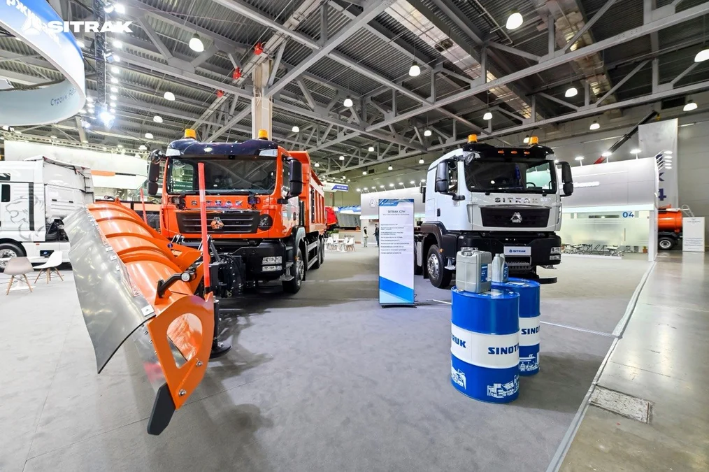 Клуб «миллионников» и новые партнеры: как прошла выставка COMvex-2026 для SINOTRUK