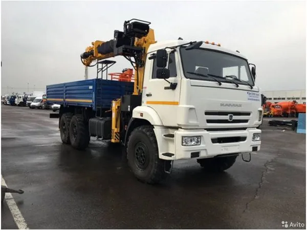 Бортовой грузовик с КМУ КамАЗ 43118 с КМУ Soosan SCS866L