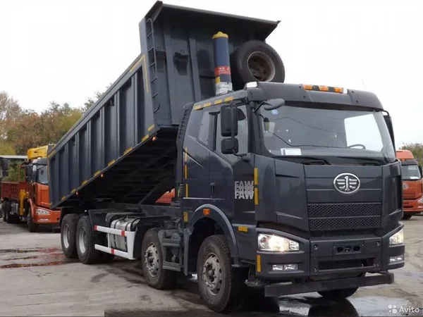 Самосвал FAW CA3310