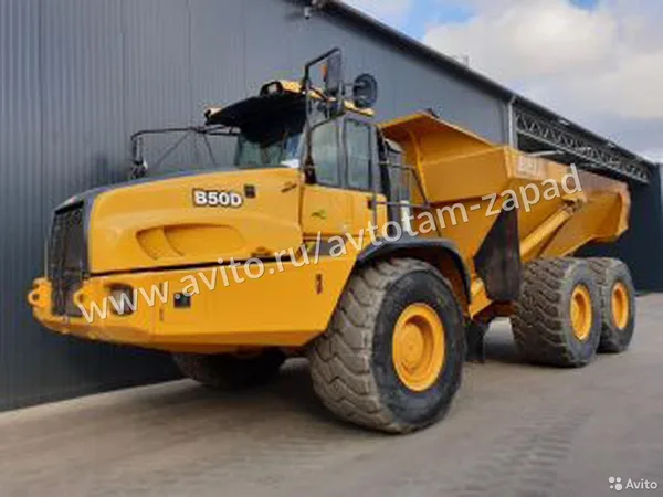 Сочлененный самосвал Bell B50D