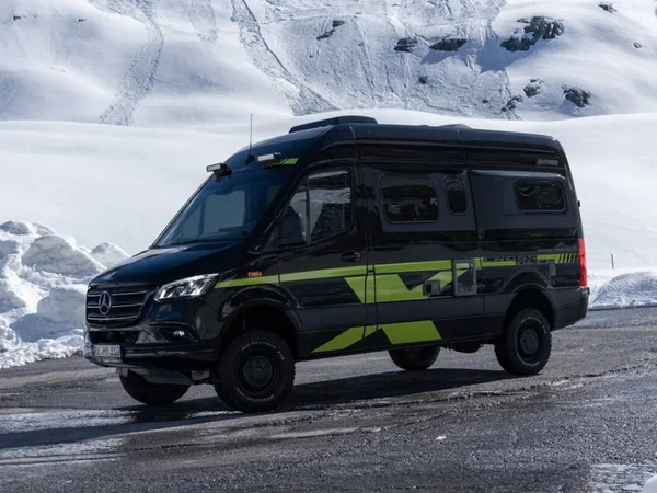 Автодом Hymer Grand Canyon Mercedes-Benz Sprinter 4x4