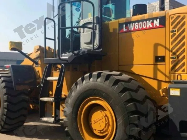 Фронтальный погрузчик XCMG ZL60GV