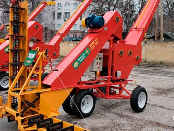 Зернометатель ВЗС (Воронежский завод сельхозмашин) ПЗС-100 Вулкан