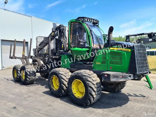Форвардер John Deere 1510E