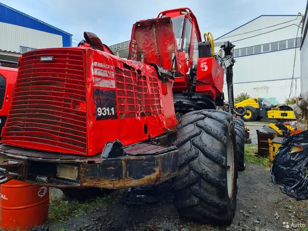 Колесный харвестер Komatsu 931.1