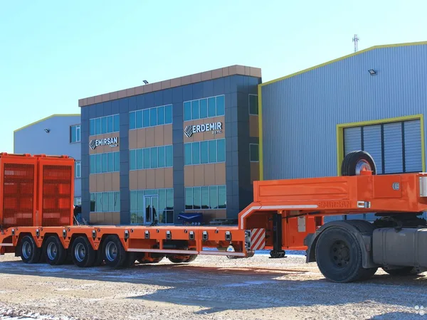 Трал Emirsan 3 Axle Lowbed
