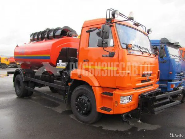 Комбинированная дорожная машина КО-806 на шасси КамАЗ 43253-3010-69