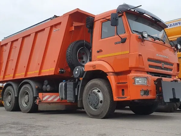 Комбинированная дорожная машина МК-4534 на самосвале КамАЗ 6520-53