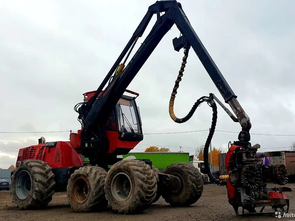 Колесный харвестер Komatsu 911.4