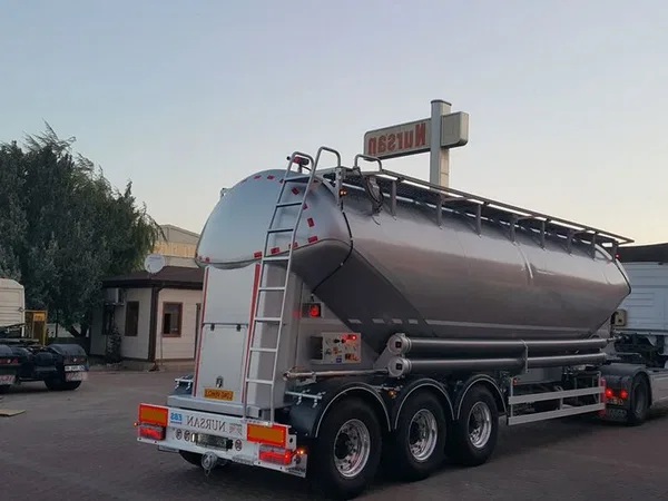 Полуприцеп кормовоз Nursan Trailer Merve 40 куб.м