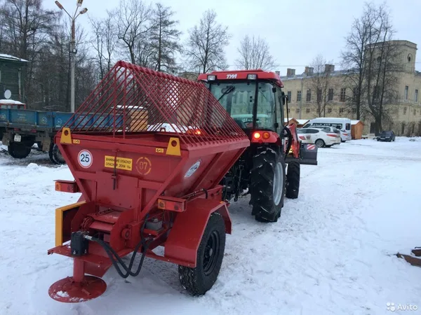 Прицеп-разбрасыватель Лидсельмаш Л-415