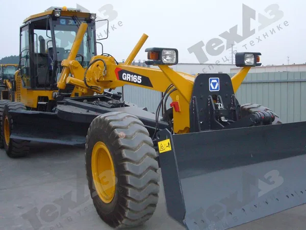 Автогрейдер XCMG GR165