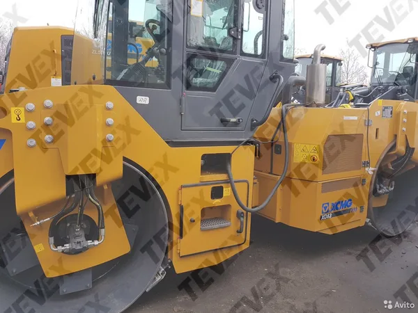 Двухвальцовый каток XCMG XD83