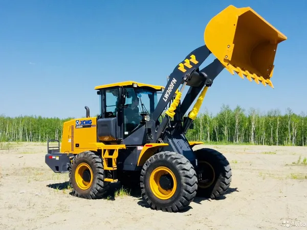 Фронтальный погрузчик XCMG LW300FN