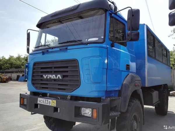 Вахтовый автобус УРАЛ
