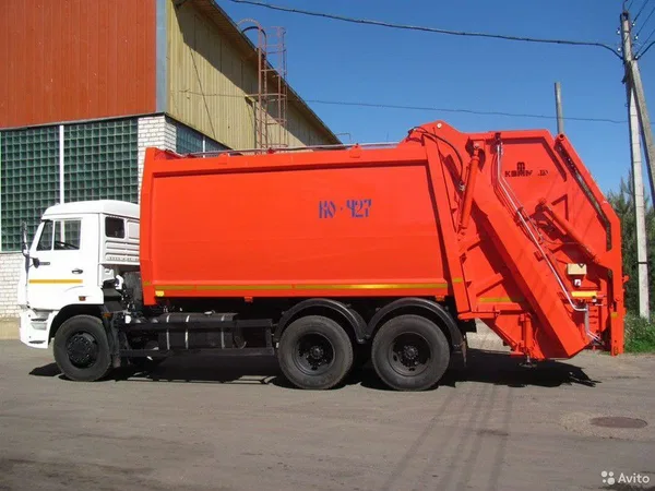 Мусоровоз Коммаш Мценск КО-427-80 на шасси КамАЗ 65115-50