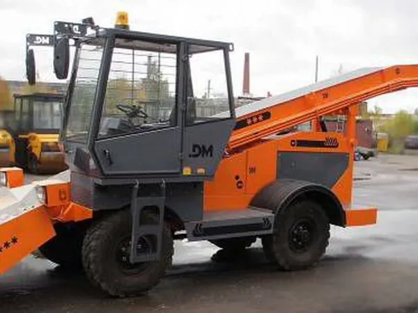 Снегопогрузчик Завод Дорожных машин DM-09 (лаповый)