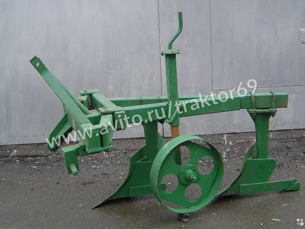 Плуг 1L-220 корпусной