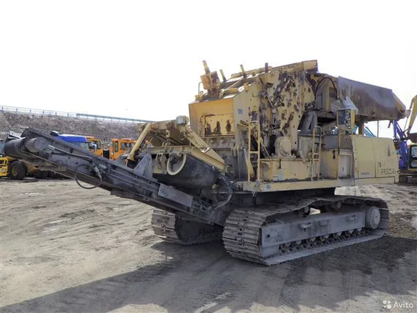 Роторная дробилка Komatsu BR200R
