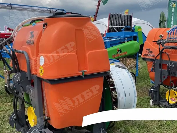 Навесной опрыскиватель Agro Lee 600 л.