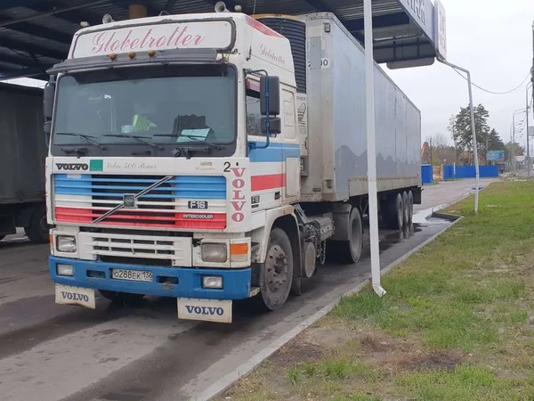 Седельный тягач Volvo FH16