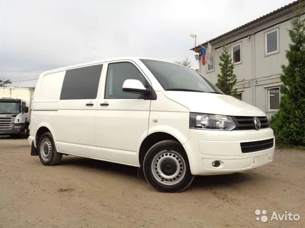 Микроавтобус Volkswagen Transporter