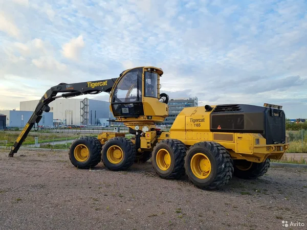 Колесный харвестер Tigercat 1165 8W