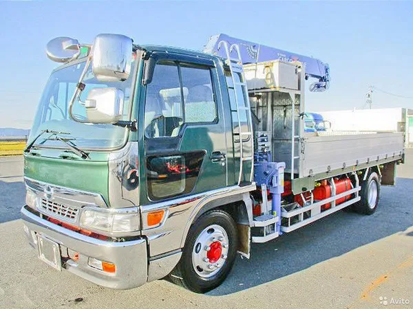 Бортовой грузовик с КМУ HINO Ranger