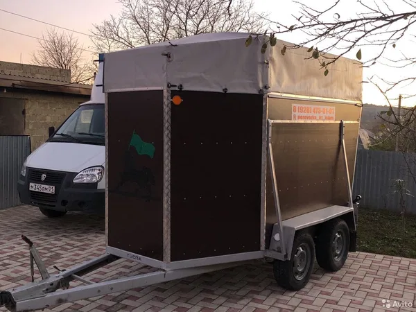 Прицеп-коневозка Cheval Liberte Gold ll
