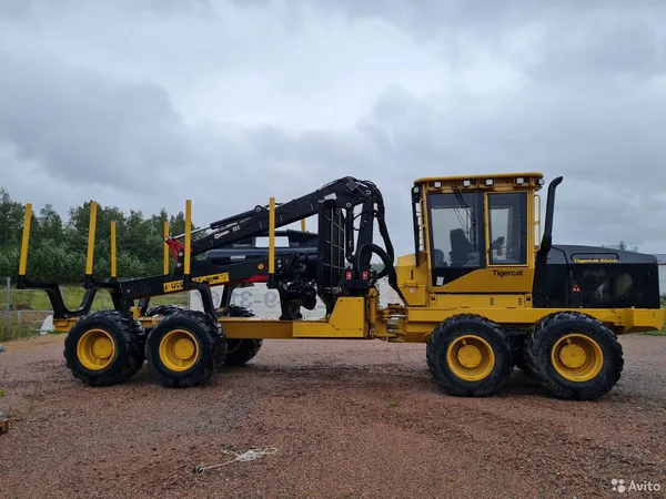 Форвардер Tigercat 1055C