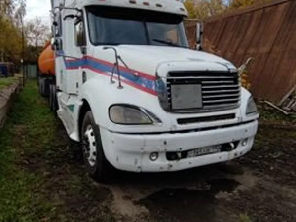 Седельный тягач Freightliner