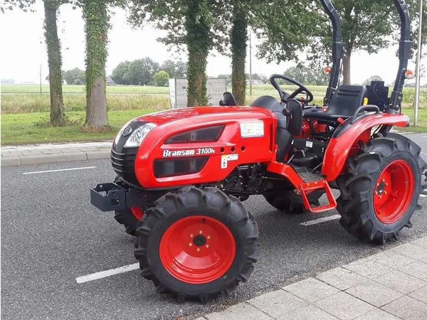 Мини-трактор Branson 3100H