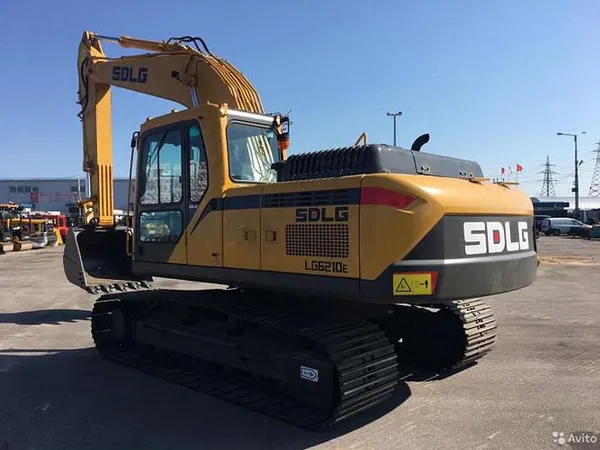 Гусеничный экскаватор SDLG LinGong E6210F