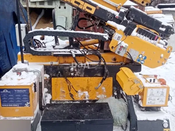 Машина для установки барьерных ограждений Orteco BTP 1000 HD