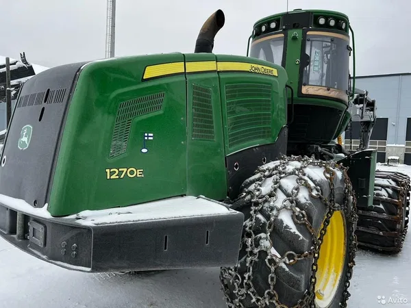 Колесный харвестер John Deere 1270E